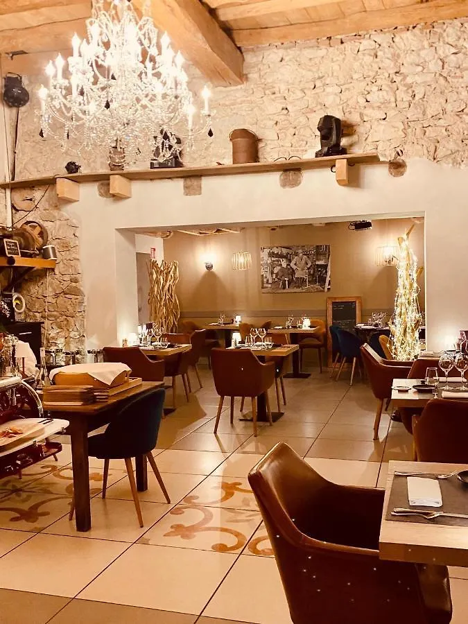 Les Villas Du Domaine De Suzel Vignieu Hotel