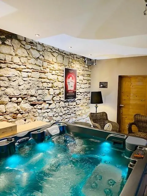 Hotel Les Villas Du Domaine De Suzel Vignieu