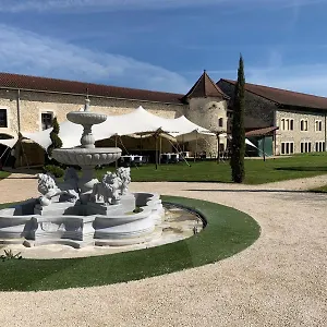 Les Dependances De Cornu Vignieu
