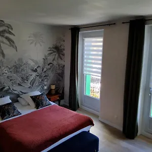 Hotel Le 9 En Cuisine **